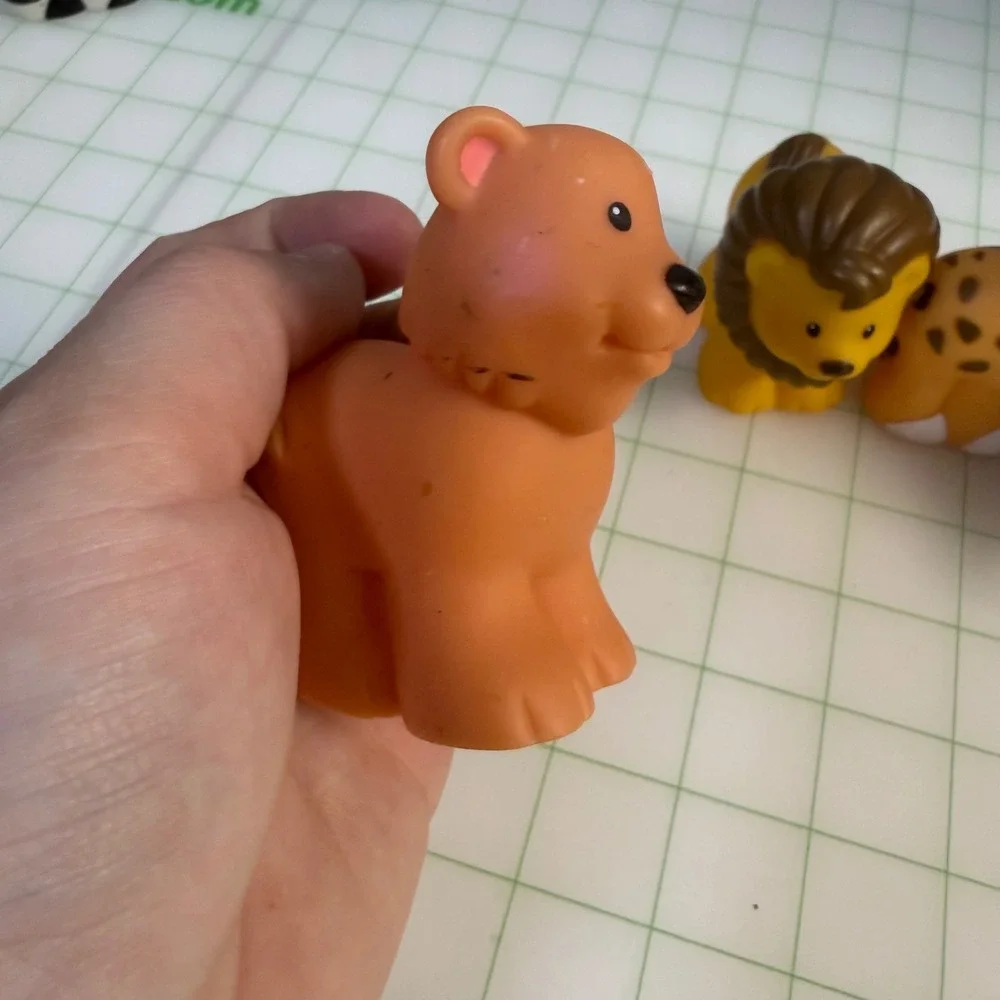 Fisher-Price Little People 2007 Zoo Safari Jungle Animal zebra elephant giraffe
